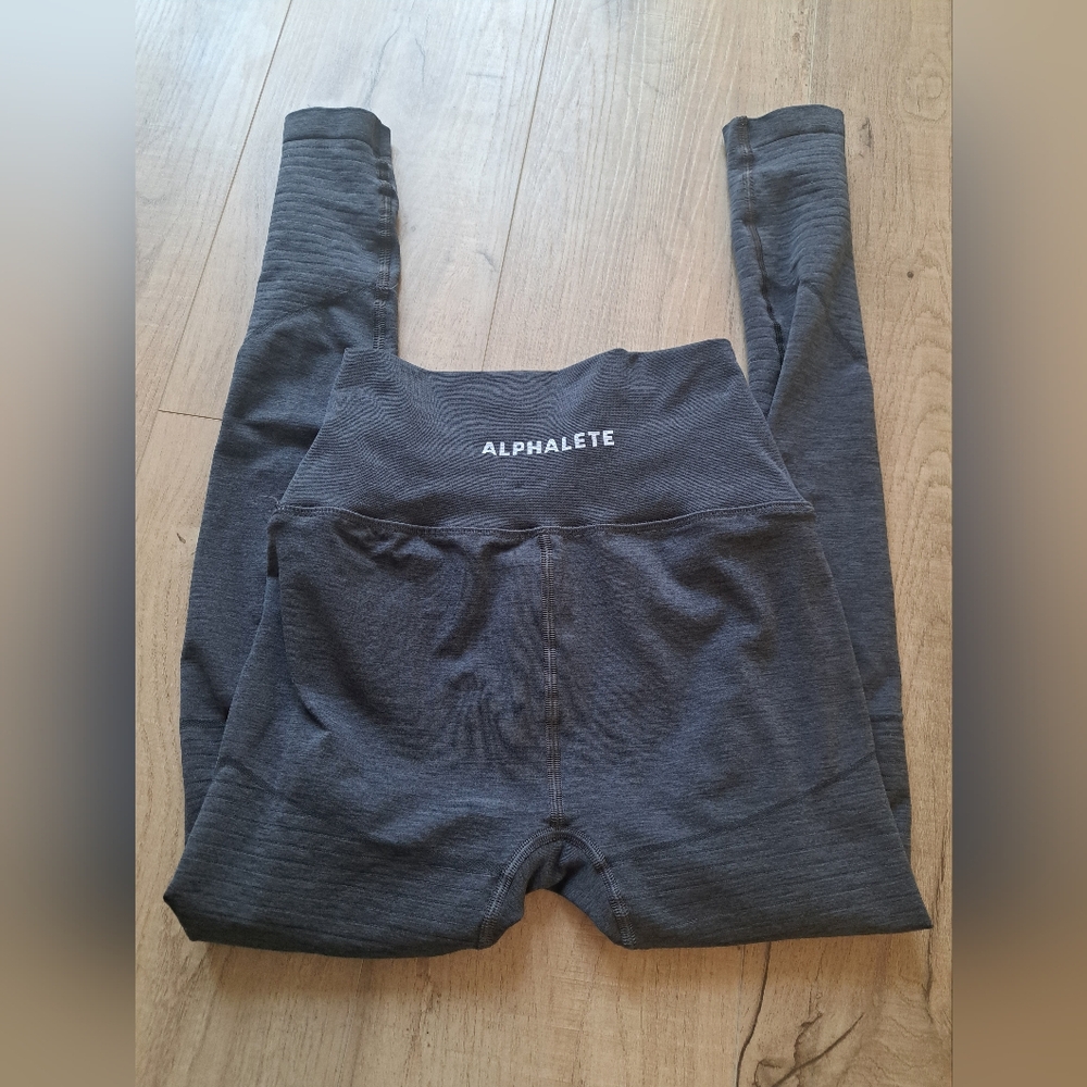 Alphalete Revival Leggings Small